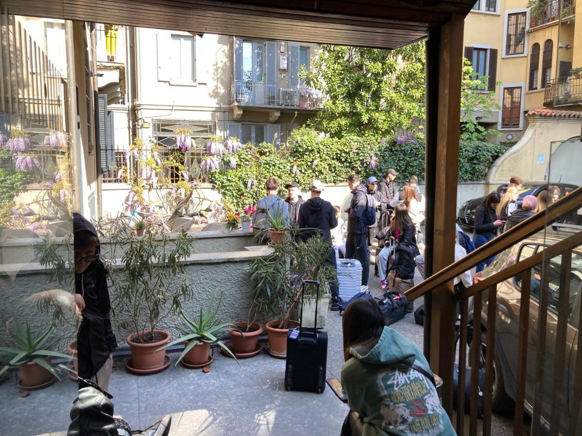Koala Hostel Milan Exterior photo