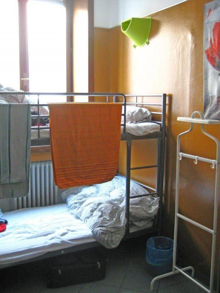 Koala Hostel Milan Exterior photo
